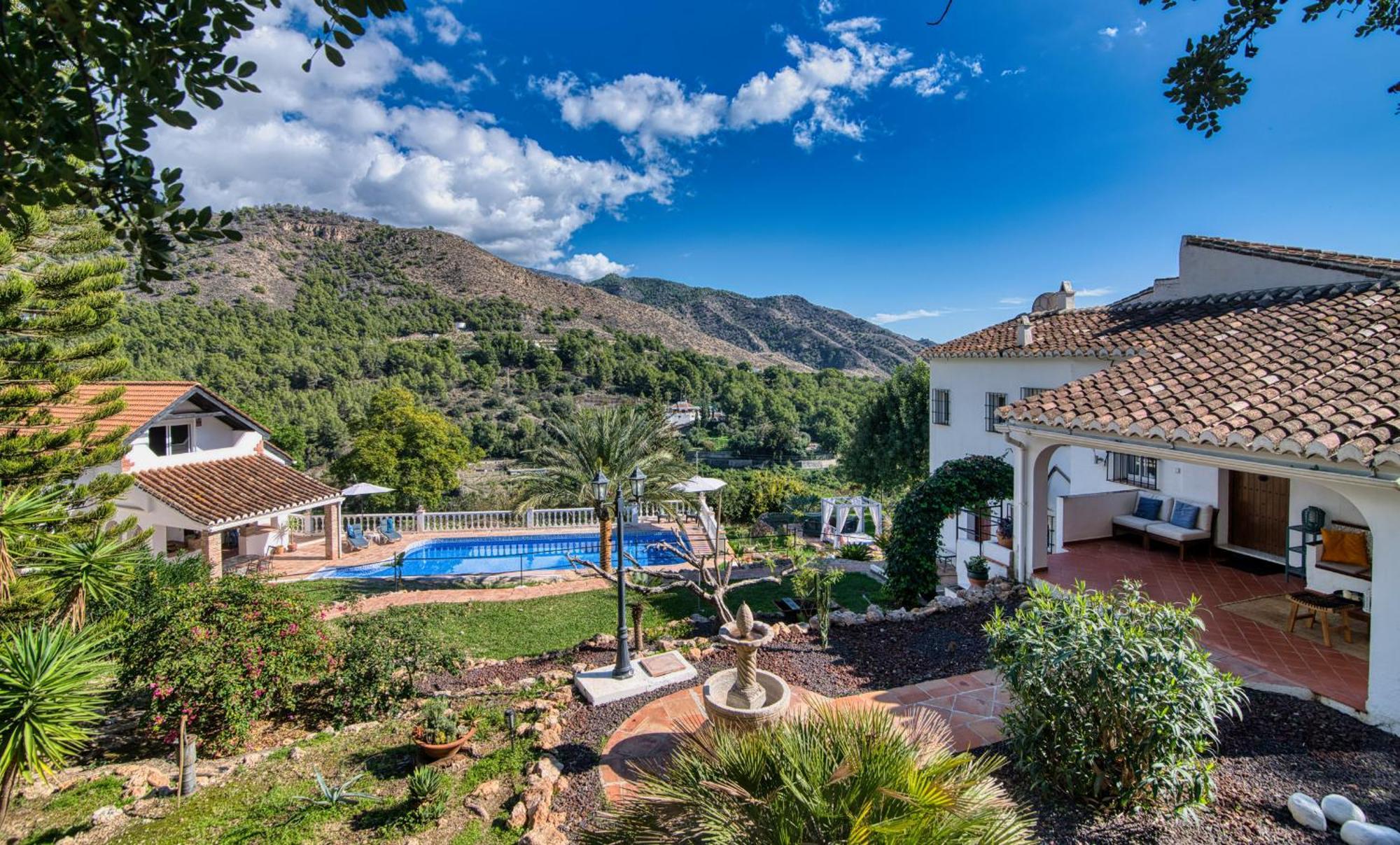 Villa Morera Bed & Breakfast Frigiliana Ngoại thất bức ảnh