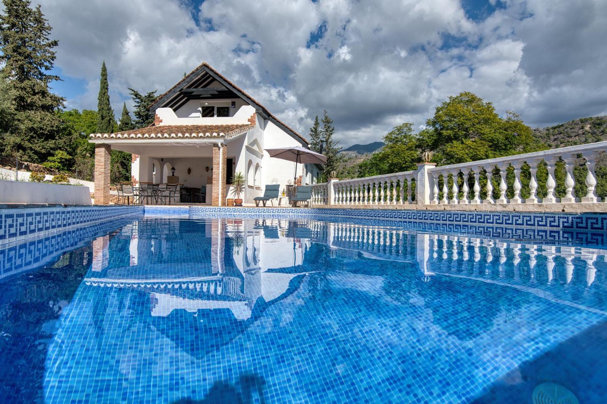 Villa Morera Bed & Breakfast Frigiliana Ngoại thất bức ảnh